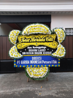 Papan Bunga Duka di Kejajar