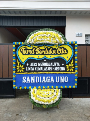 Papan Bunga Duka di Kejajar
